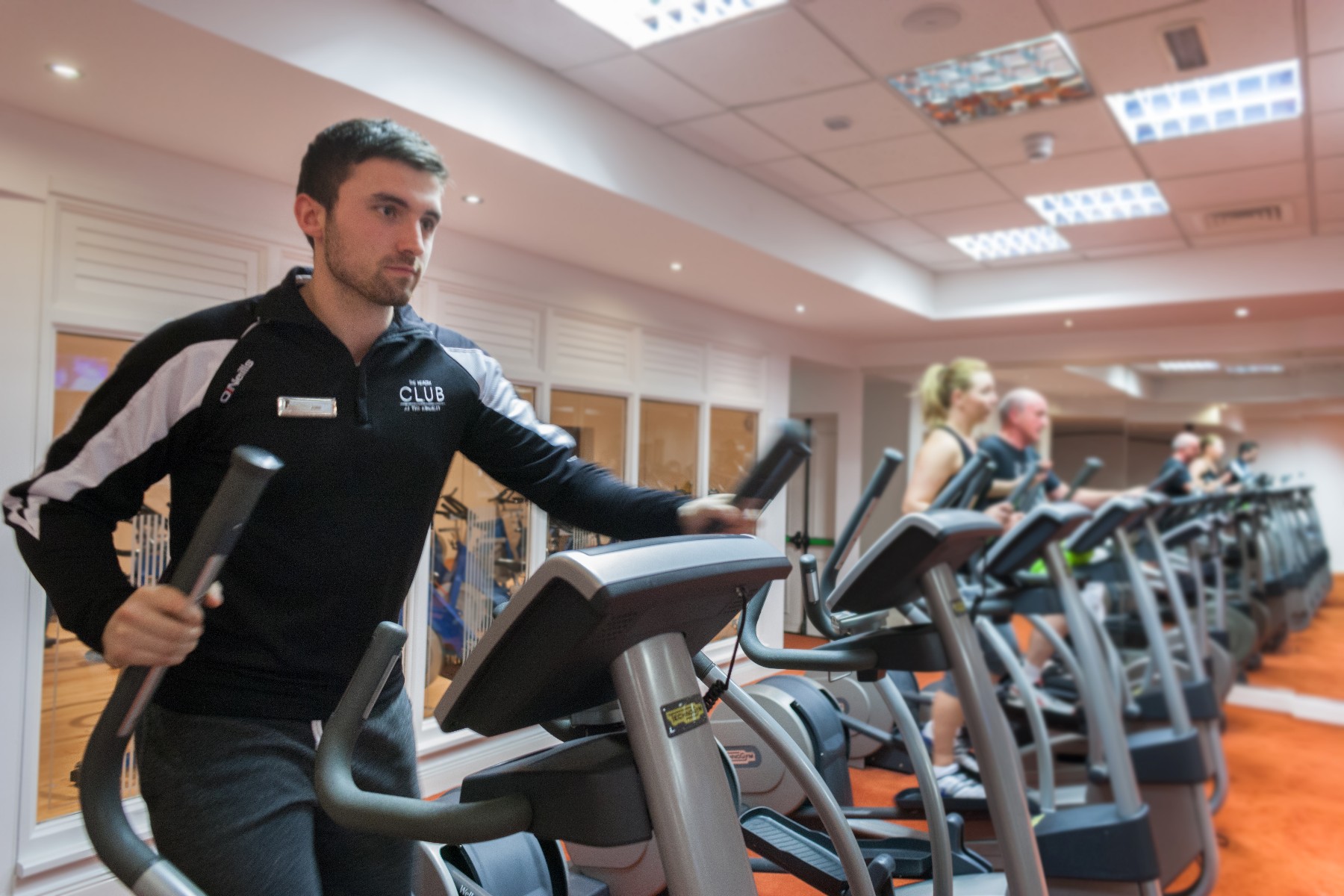 為何投資者和創(chuàng)業(yè)者喜歡加盟健身俱樂部