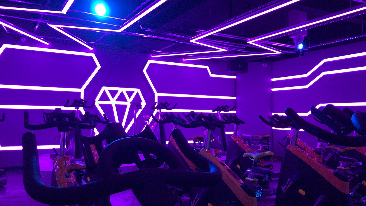 內(nèi)蒙古烏海動嵐健身房加盟店面裝修展示