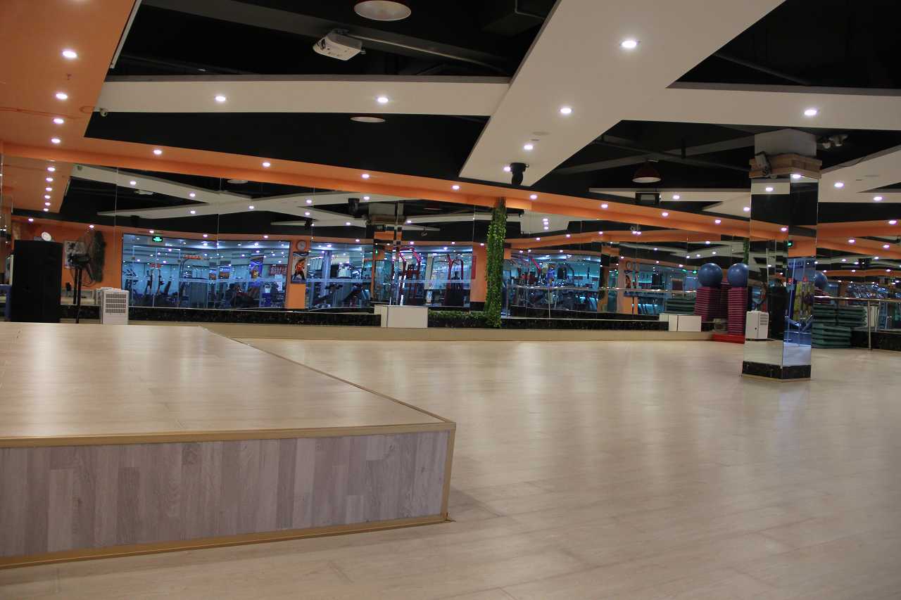 在湖南開個(gè)小型健身房的投資成本是多少錢？